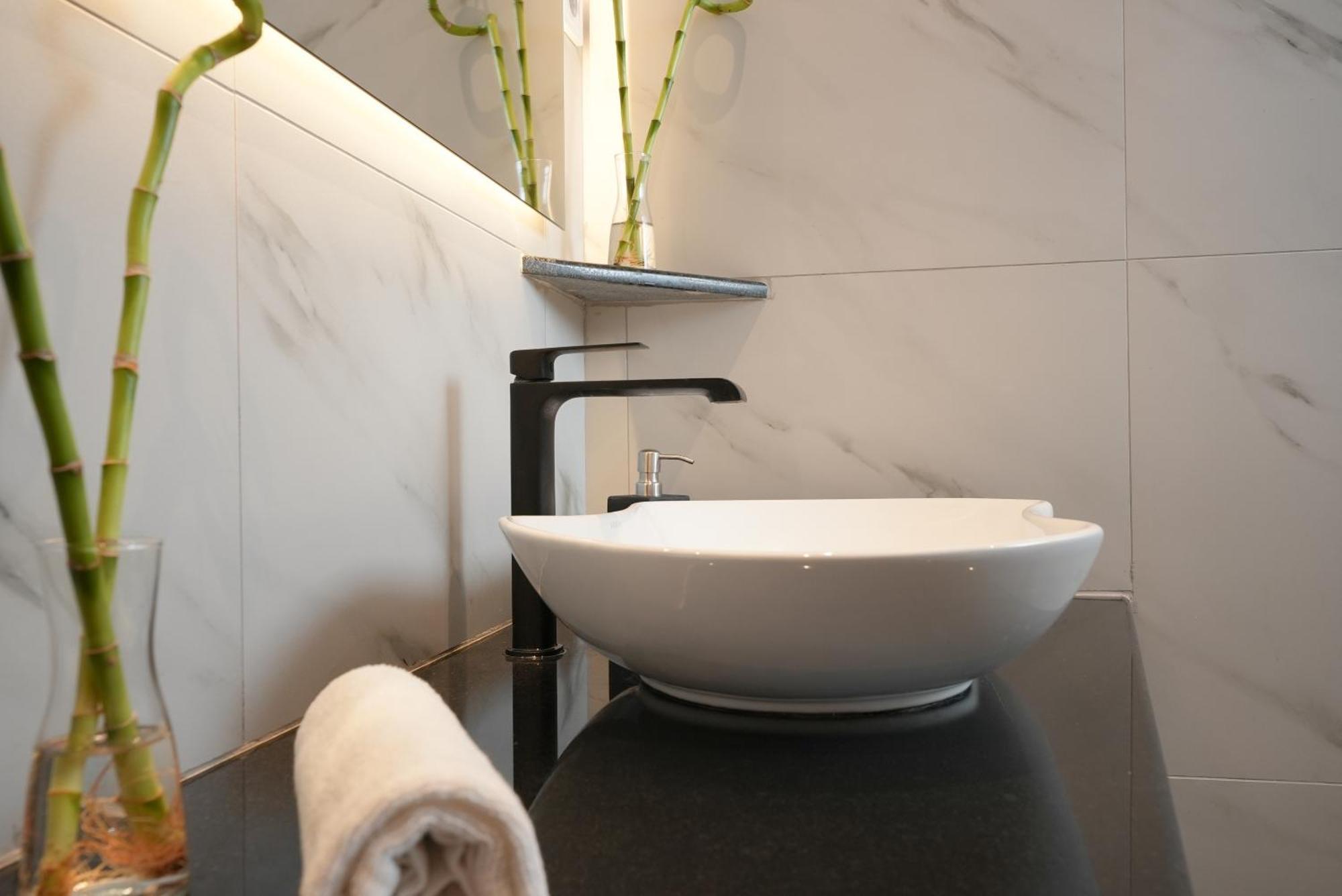 Syntagma Square, 50Sqm Nikis Luxurious Apartment Athen Exterior foto